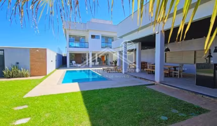 Casa Alto Padrão em Itaipuacu Marica