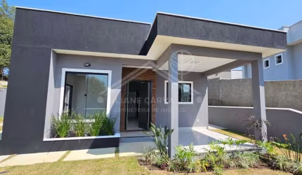 Casa para Venda em Maricá, Jacaroá, 2 dormitórios, 1 suíte, 2 banheiros, 2 vagas