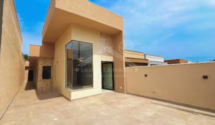 Casa moderna a venda na praia de Itaipuacu em Marica