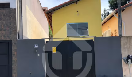 Casa 2 dormitórios sta luzia