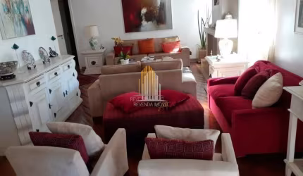 Condomínio La Boheme.  Apto com 217m².  04 Suítes, 05 Banheiros e 03 vagas. No bairro -  Itaim Bibi.