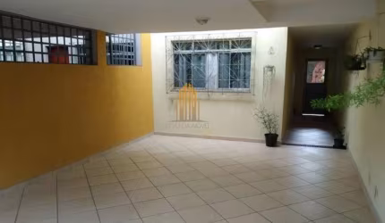 Socorro, Sobrado Residencial de 260m² com 3 dormitórios, 1 suíte, 2 vagas.