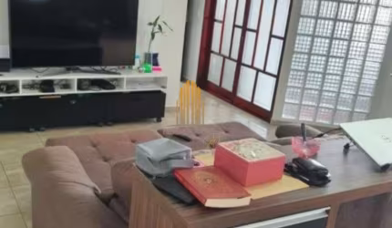 Condomínio Dracena na Vila Sônia, Casa de Condomínio de 241m² com 3 suítes, 2 vagas.