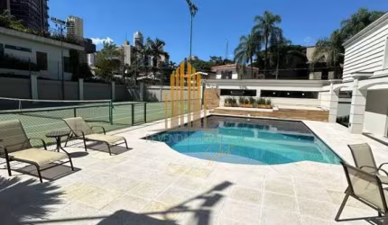 Pinheiros, Sobrado Residencial de 1300m² com 4 dormitórios, 2 suítes, 5 vagas.