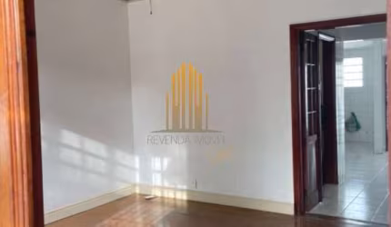 CASA RESIDENCIAL DE 330M² EM ÁGUA BRANCA COM 2 DORMITÓRIOS, 2 BANHEIROS E 2 VAGAS Á VENDA