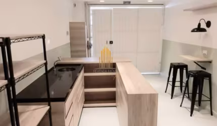 Sobrado em Campo Belo Sobrado no Campo Belo á venda  com 235,00m² 4 quartos, 3 suítes, 4 banheiros,