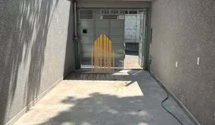 CASA ASSOBRADADA , CAMPO GRANDE , DE 150m² COM 3 DORMITÓRIOS , 1 SUITE , 2 VAGAS Á VENDA