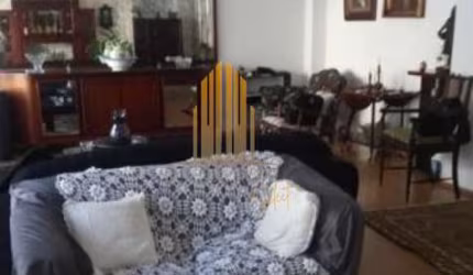 Aclimação, Casa Térrea de 280m² com 3 dormitórios, 1 suíte, 2 vagas.