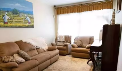 SOBRADO DE 240M², POSSUI 3 DORMITÓRIOS SENDO 1 SUÍTE, 1 SALA E 6 VAGAS, À VENDA NA REGIÃO DE SACOMÃ.