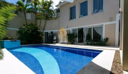 Casa à venda no Real Parque de 640m² com 4 dormitórios sendo 3 suítes e 6 vagas de garagem Casa à ve