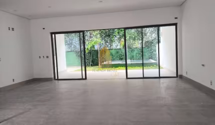 Condomínio VISTA 908 em Santo Amaro - Casa de 337m² com 4 suites, 6 banheiros e 3 vagas