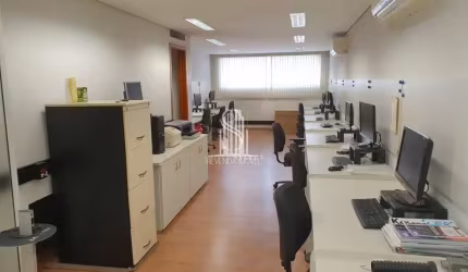 SOBRADO RESIDENCIAL DE 200M²  POSSUI  5  DORMITÓRIOS ,  2 BANHEIROS E 2 VAGAS Á  VENDA  NO JABAQUARA
