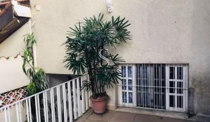 CASA TERREA EM VILA LEOPOLDINA DE 70m² COM 2 QUARTOS , 1 BANHEIRO E 1 VAGA Á VENDA