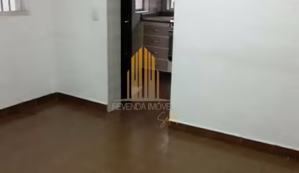 SOBRADO RESIDENCIAL DE  290M² COM 3 DORMITÓRIOS, 1 SUÍTE,4 BANHEIROS E 2 VAGAS Á VENDA NA VILA SÔNIA