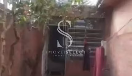 CASA TERREA com 80m² - DOIS dormitorios UM banheiro, sala e lavanderia, não tem garagem - no BUTANTÃ