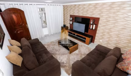 SOBRADO RESIDENCIAL DE 220M², POSSUI 3 DORMITÓRIOS, 1 SALA, E 2 VAGAS, À VENDA NA REGIÃO DE CURSINO.