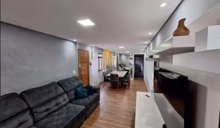 VILA MORAES, CASA DE 280M² COM 3 DORMITORIOS, 5 BANHEIROS E 3 VAGAS DE GARAGEM.