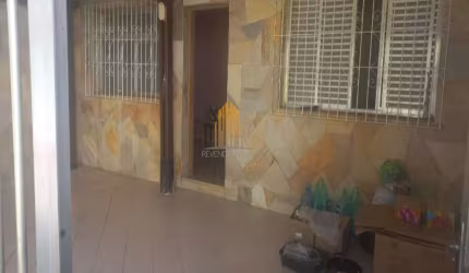 JARDIM ITAPEVA, CASA RESIDENCIAL DE 87M² COM 2 DORMITORIO, 1 BANHEIRO  E 2 VAGAS DE GARAGEM.