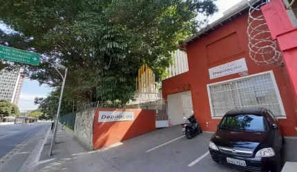 Casa Assobradada em Pinheiros com 400m² 3 suítes 5 banheiros 8 vagas de garagem Pinheiros, Casa Asso