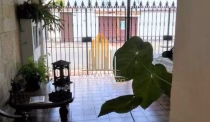 SOBRADO RESIDENCIAL COM 150m² POSSUI  2 DORMITÓRIOS, SENDO (1 SUÍTE) E 1  VAGA  A VENDA NO BROOKLIN.