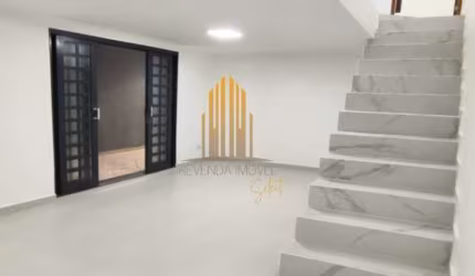 ÁGUA BRANCA, CASA SOBRADO RESIDENCIAL DE 100M² COM 2 DORMITORIOS, 2 BANHEIROS E 2 VAGAS DE GARAGEM.