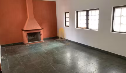 Vila Sônia, Sobrado Residencial de 357m² com 4 dormitórios, 3 suítes e 5 vagas.