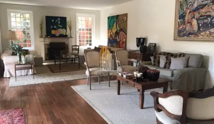 CIDADE JARDIM - CASA SOBRADO DE 450M² COM 4 DORMITORIOS, 1 SUITE E 4 VAGAS.