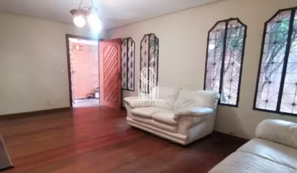 VILA SÔNIA  - CASA DE 250M² COM 2 DORMITÓRIOS, 2 SALAS, 2 BANHEIROS, 2 VAGAS DE GARAGEM.