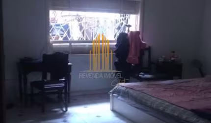 Casa de Rua na Bela Vista, de 315m² com 6 dormitórios, 2 ante salas e 2 salas, 2 cozinhas, 2 banheir