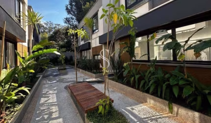 CONDOMÍNIO VENEZIA EM SANTO AMARO - CASA DE 472M² COM 4 DORMITORIOS, 4 SUITES E 4 VAGAS