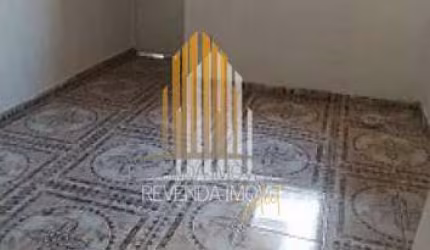 MORUMBI - CASA SOBRADA COM 3 DORMITÓRIOS, 1 SUÍTE, 1 SALA, 3 BANHEIROS E 2 VAGAS.