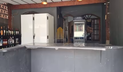 VILA CONGONHAS, CASA COMERCIAL DE 130M² COM 2 DORMITORIOS, 2 BANHEIROS E 2 VAGAS DE GARAGEM.