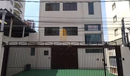 PREDIO COMERCIAL de 600m² com 2 dois banheiros/vestiarios e 4 vagas para automoveis  em  Santo Amaro