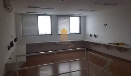 Conjunto Comercial de 100m² com Copa, 2 vagas no Empresarial Bachianas - Alto de Pinheiros. Conjunto