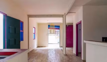 VILA NOVA CONCEIÇÃO - CASA OU PONTO COMERCIAL DE 140M² COM 1 SALA, 1 COZINHA, 1 LAVABO E 6 VAGAS