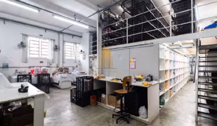 Vila Carrão, Prédio Comercial de 1400m² com 3 pavimentos.