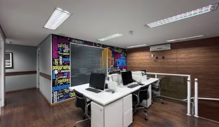 LINDO CONDOMINIO GREEN OFFICE CONJUNTO COMERCIAL DE 141M² COM 10 GRANDES SALAS E 3 VAGAS EM MORUMBI.