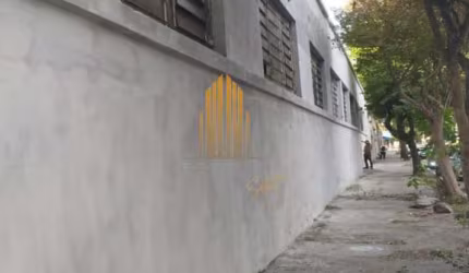 BARRA FUNDA - GALPÃO DE 800M² COM BANHEIRO