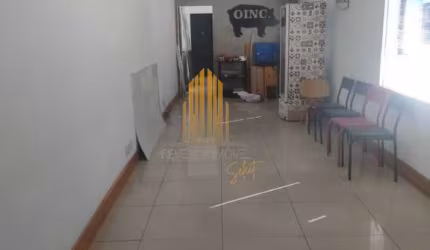 Casa Comercial à venda na Chácara Santo Antônio de 146m² com 7 salas e 3 banheiros Casa Comercial à