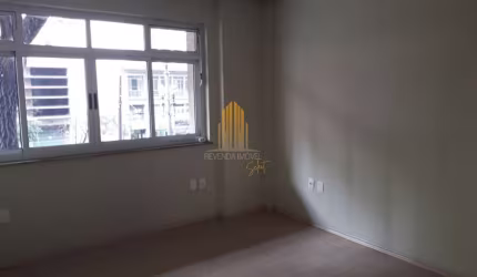 FLEMING CONJUNTO COMERCIAL DE 72M²  POSSUI 4 SALAS  ,  2 BANHEIROS Á  VENDA  NA REGIÃO DA  REPÚBLICA