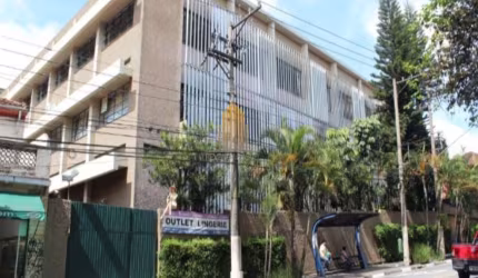 Tucuruvi - SP, Prédio Industrial de 8813m² com 25 vagas.