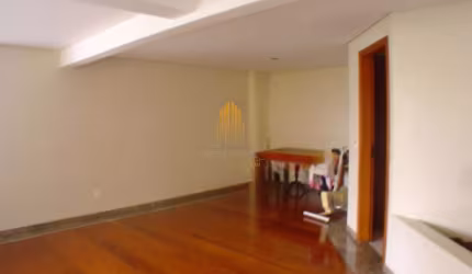 Edifício NICOLE, 160m²,  com 4 dormis, 1 suite, 2 banheiros, 2 vagas, Localizado em Pinheiros   Edi