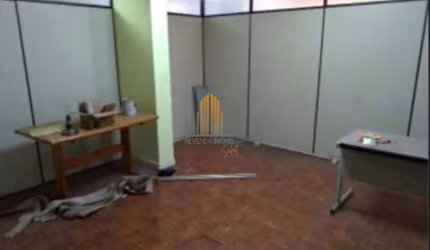 Edificio Granada- Sala comercial á venda 320m² com 6 módulos, 3 banheiros, 2 vagas