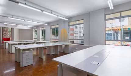 BELA VISTA, SOBRELOJA DE 385M², 7 SALAS, 4 BANHEIROS E 1 VAGA À VENDA.