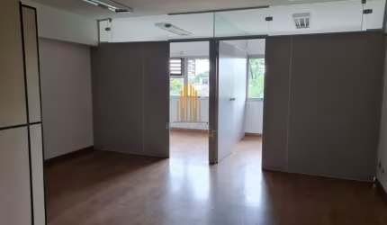 Conjunto Comercial de 119m² com 3 vagas no Centro Empresarial Zona Sul. Conjunto Comercial de 119m²