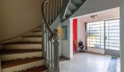 Vila Mariana - SP, Casa Comercial de 190m² com 2 andares, 2 vagas.