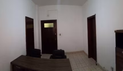 Edifício Sete de Abril na Republica, Conjunto Comercial de 166m² com 7 salas, sem vaga.