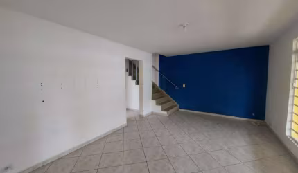 Socorro, Casa Residencial de 120m² com 3 dormitórios e 1 vaga.