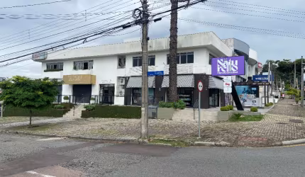 Ótima Loja - Esquina Rua Augusto Stresser