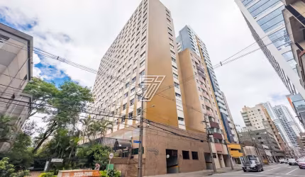 Apartamento com 3 quartos à venda na Rua Brigadeiro Franco, 1877, Centro, Curitiba, 140 m2 por R$ 675.000